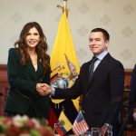 Ecuador: el gobierno de Noboa fortalece la cooperación con EE.UU. contra el crimen con un acuerdo de intercambio de oficiales (video)