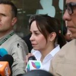 El largo regreso de Miguel Uribe: entre oraciones y una rehabilitación con destino presidencial