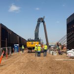 EE.UU. revive la frontera de acero y comienza construcción de un nuevo muro 