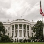 Un juez planta cara a la Casa Blanca: haitianos con TPS seguirán protegidos… por ahora