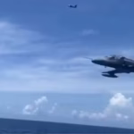CBS News: aviones de combate venezolanos sobrevolaron un buque de guerra estadounidense
