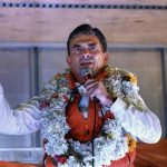 Bolivia: Paz reanudará relaciones con EE.UU., pero enfrenta la urgencia del combustible y el espejismo del dólar