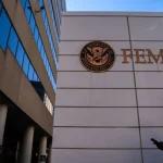 EE.UU.: una renuncia que confirma un liderazgo cuestionado desde el primer día