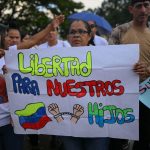 Madres frente a la reja: el dolor que Venezuela no puede ignorar