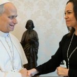 María Corina Machado fue recibida por el papa León XIV antes de su reunión este jueves con Trump