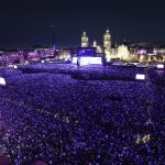 «La Loba» hace historia: Shakira rompe récords y paraliza el Zócalo de México ante 400,000 almas