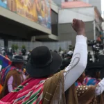 Bolivia lucha entre la «batalla de batallas» y el desangre de sus derechos