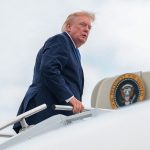 Trump frena el ataque «más grande desde la Segunda Guerra Mundial» para negociar con Irán