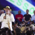 Lula lanza su candidatura con promesas de inversión en defensa, educación y tierras raras