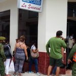 Cuba: Tiendas y restaurantes podrán operar en divisas y pesos bajo nuevas reglas de modernización